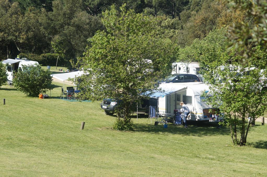 Camping Maçanet de Cabrenys Exteriér fotografie